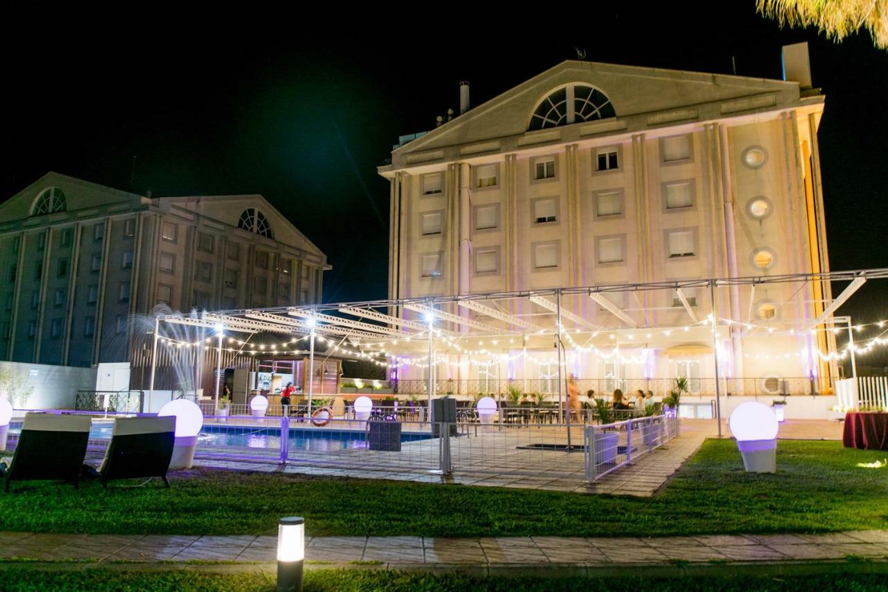 Velada Mérida Exteriér fotografie